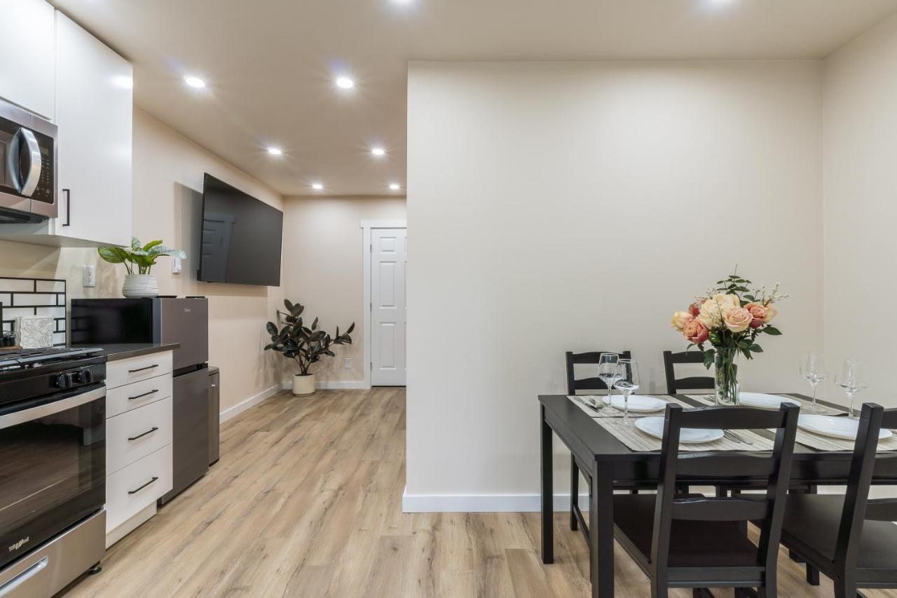 Beautiful Place With A Great Location, Free Parking, Wifi & Large Tv. Federal Way Exteriör bild
