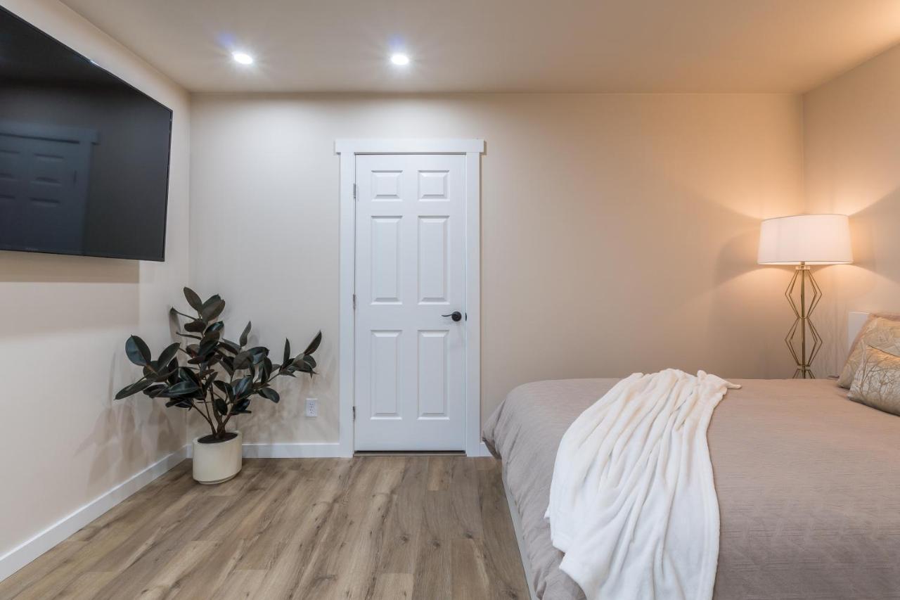 Beautiful Place With A Great Location, Free Parking, Wifi & Large Tv. Federal Way Exteriör bild